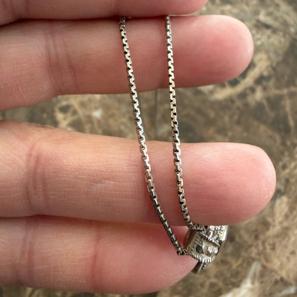 Elegant Silver and Garnet Teardrop Pendant Necklace - Picture 7 of 8